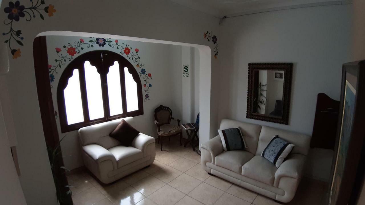 Bed & Breakfast Pretty House 2*